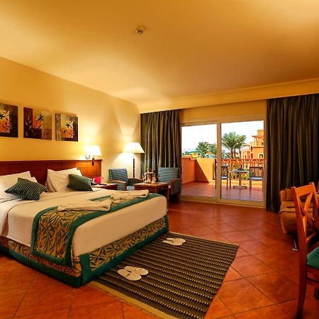 Hotel Charmillion Club Aquapark Šarm aš-Šajch Exteriér fotografie A room at the Hilton Sharm El Sheikh