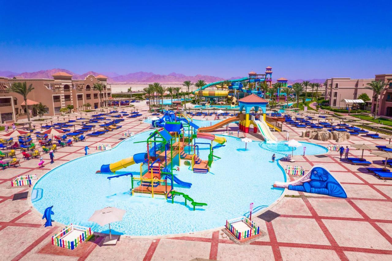 Hotel Charmillion Club Aquapark Šarm aš-Šajch Exteriér fotografie Aqua Park at Hilton Sharm El Sheikh Resort