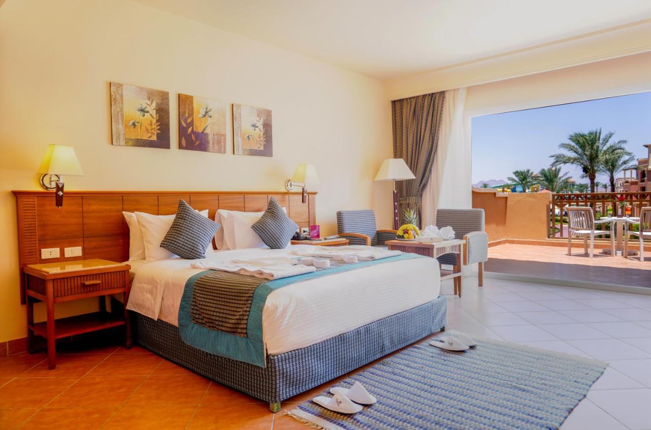 Hotel Charmillion Club Aquapark Šarm aš-Šajch Exteriér fotografie A room at the Hilton Sharm El Sheikh