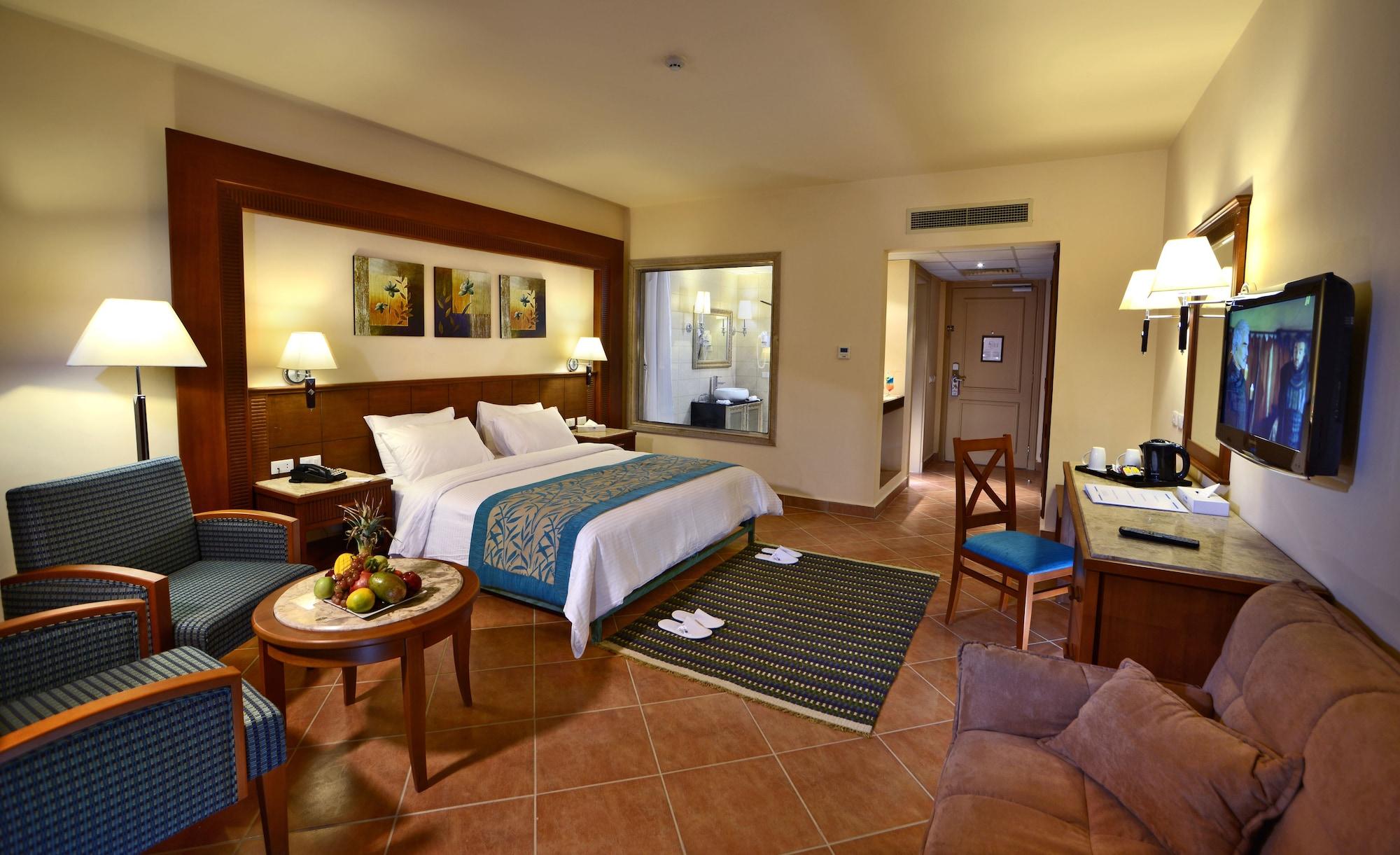 Hotel Charmillion Club Aquapark Šarm aš-Šajch Exteriér fotografie A room at the Hilton Sharm El Sheikh